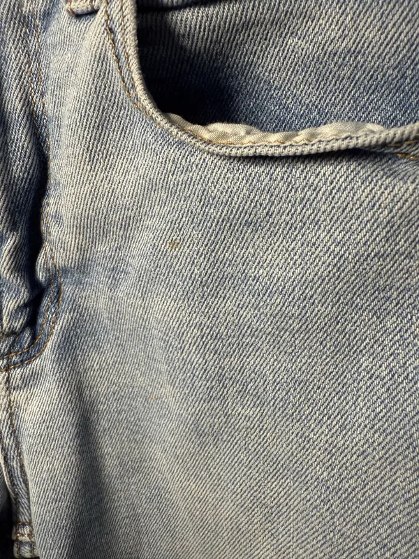 American Eagle Outfitters Women’s Mom Jeans light wash high rise stretch size 0 - Image 3