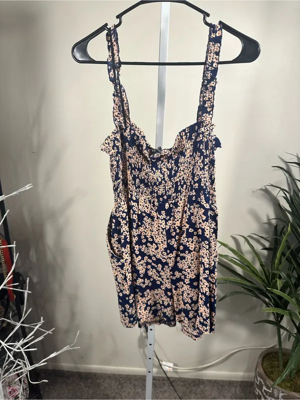 Lila Rose X198. Navy and Peach Floral Print Romper - Image 4