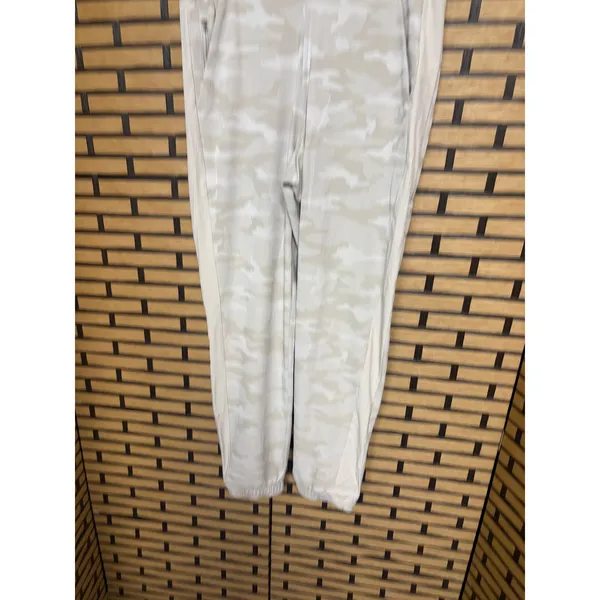 Athleta Tan‎ Camo Pants Size 4 - Image 2