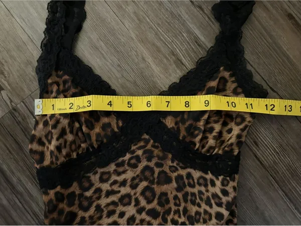 Y2K West of Melrose Cheetah Print Lace Cropped Top XS - Image 5