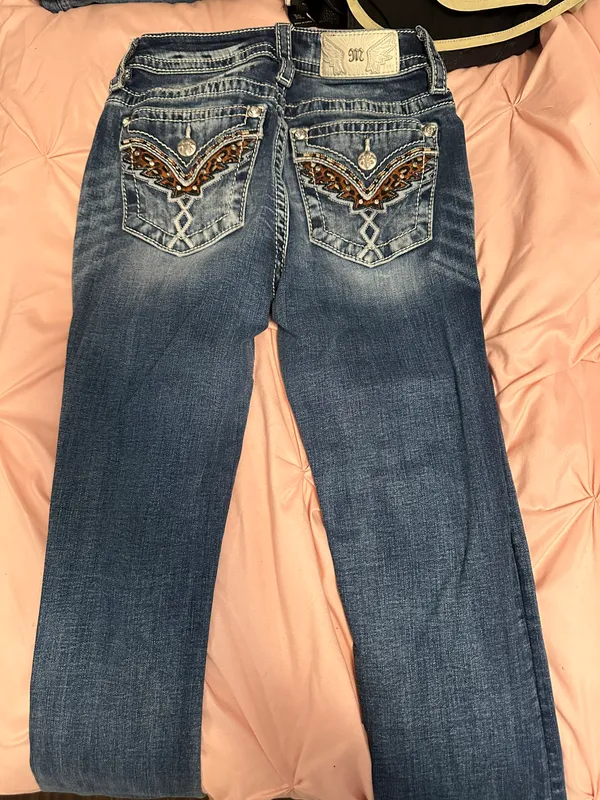 Boot Cut - Image 2