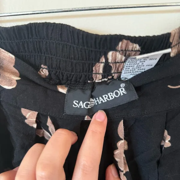 Sag Harbor Black and Tan Floral Maxi Skirt - Image 3