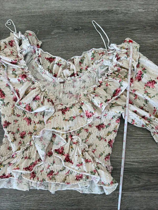 Free People favorite girl ruffle front smocked floral crop top cream medium - Image 13