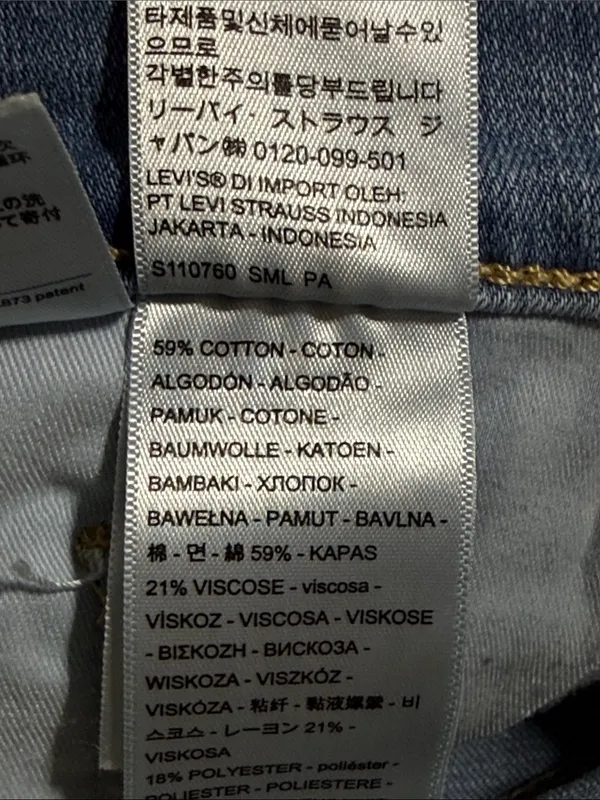 Levi Strauss & Co. women’s size 28 311 shaping skinny jeans light - Image 8