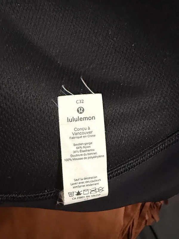 💙Lululemon Take Shape Black Bra Padded‎ Wireless 32C - Image 6