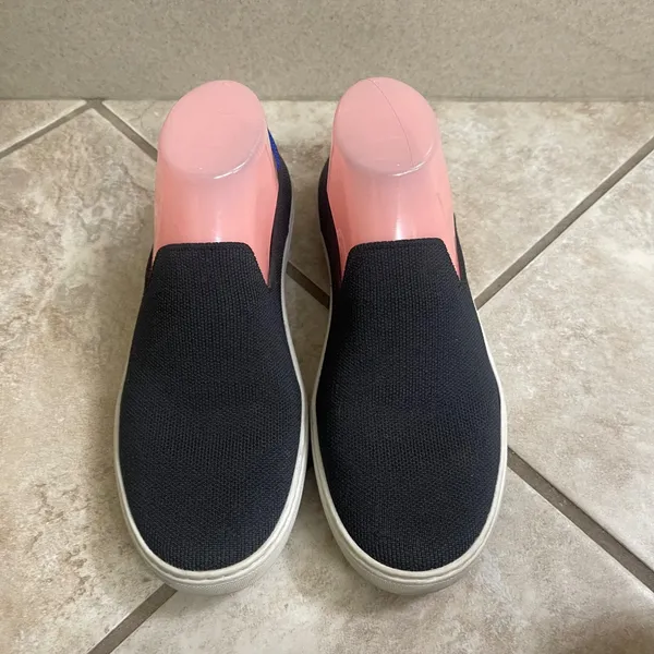 Rothy's The Sneaker Black Knit Slip On Blue Trim Women's Shoes Sz 8 pre‎ owned - Image 2