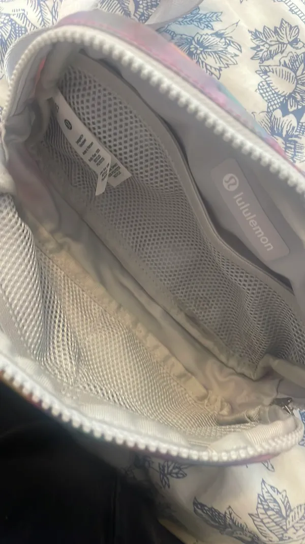 Lululemon belt bag - Image 5