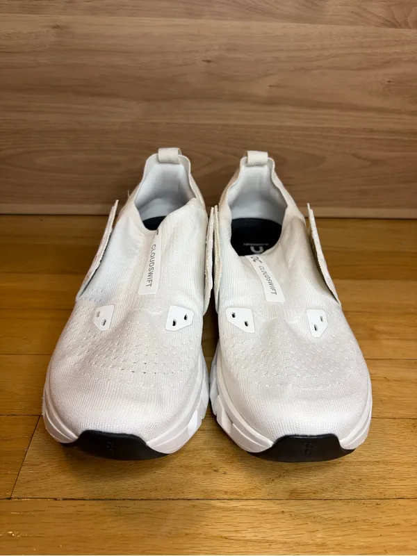 On Running Cloudswift 4 Women's Sneakers In White - Size 10.5 - Image 3