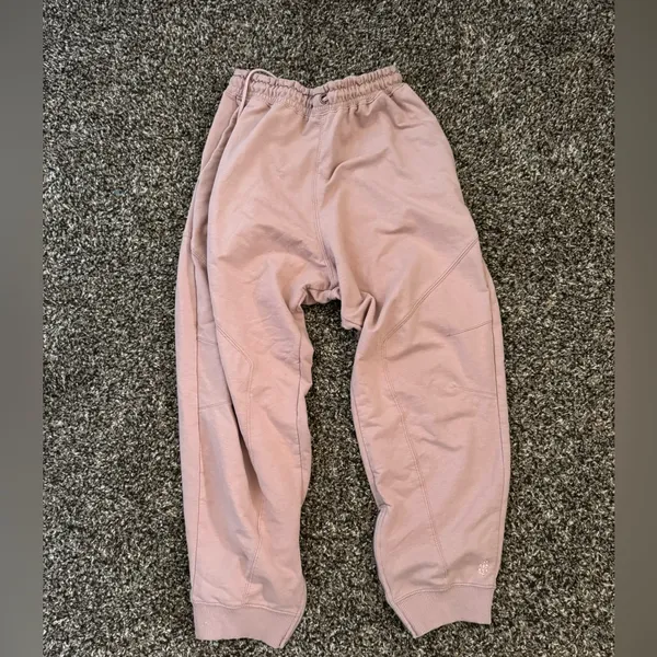 Free People Movement Nothing But the Sweats Jogger Pants Size Extra Small Pink‎ - Image 3