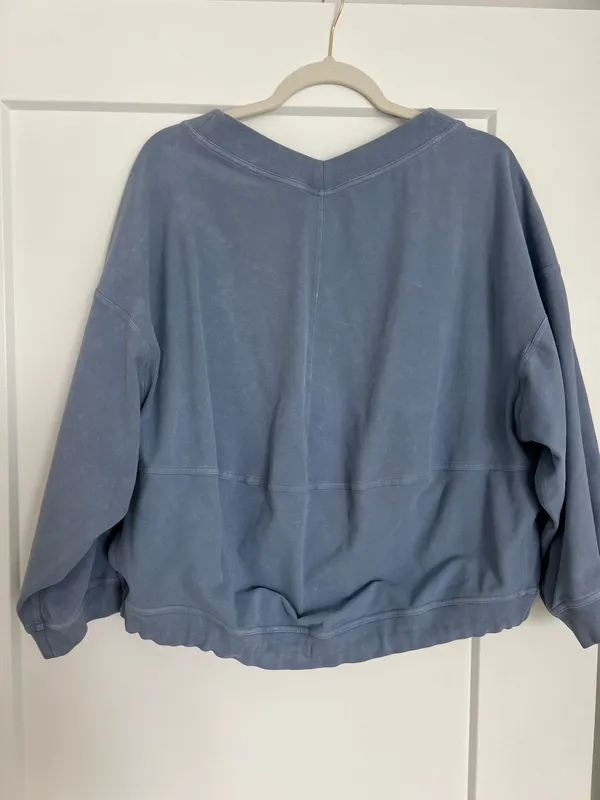 Lululemon Sweatshirt - Image 2
