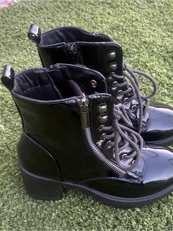 Women's Black‎ Patent Lace-Up Ankle Boots with Side Zip - Image 2