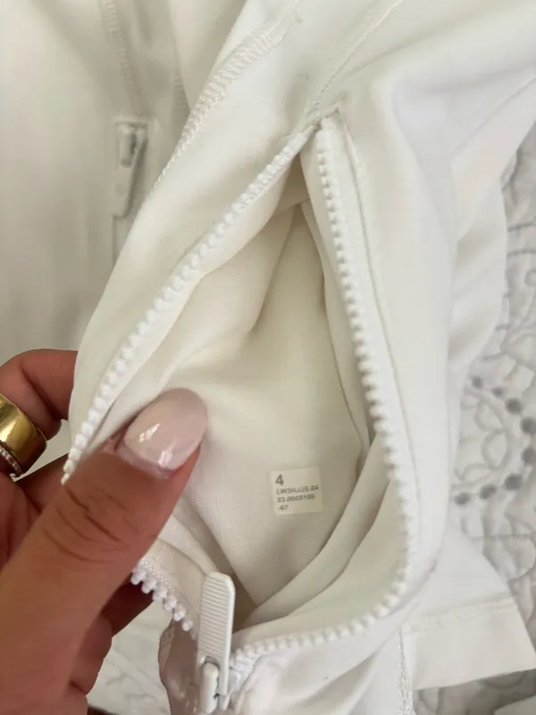 Lululemon Define Hooded Jacket Nulu 4 - Image 4