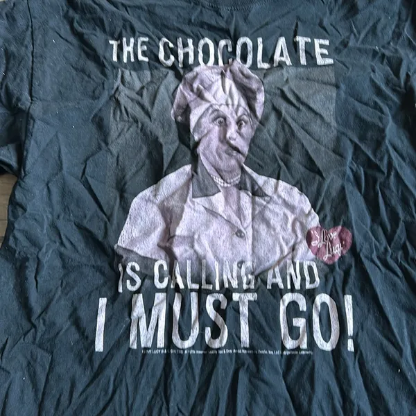 Fruit of the Loom I love Lucy the chocolate is calling tshirt - Image 2