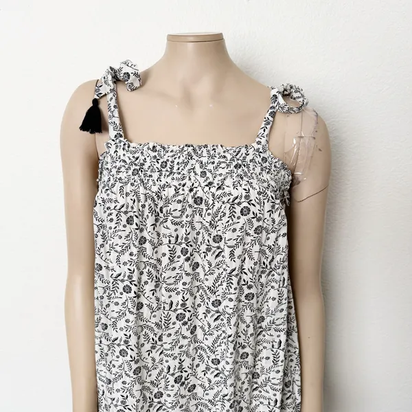 [Old Navy] White Black Floral Print Tassel Tie Straps Swing Dress Size Medium M - Image 4