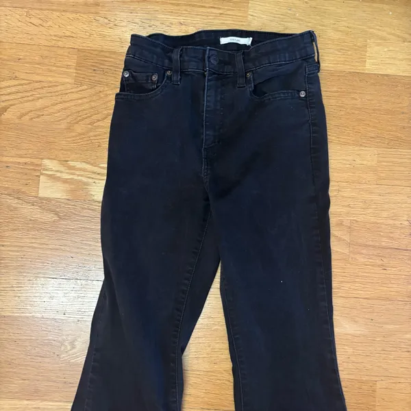 Levi’s Black 725 High Waisted Preppy Boho Coastal Cowgirl Western Flare Jeans 28 - Image 4
