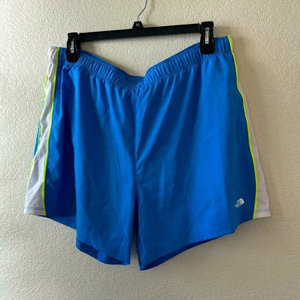 North Face running shorts sz XL NWT - Image 2