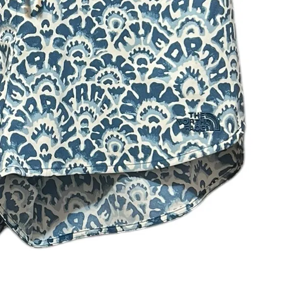 The North Face Class V‎ Mini Blue Geometric Nylon Shorts Size Large - Image 5