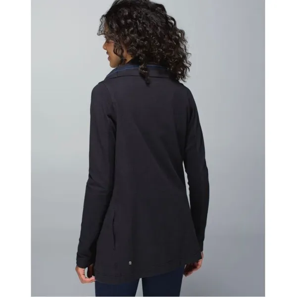Lululemon Savasana Wrap Sweatshirt Size 4 Black - Image 7