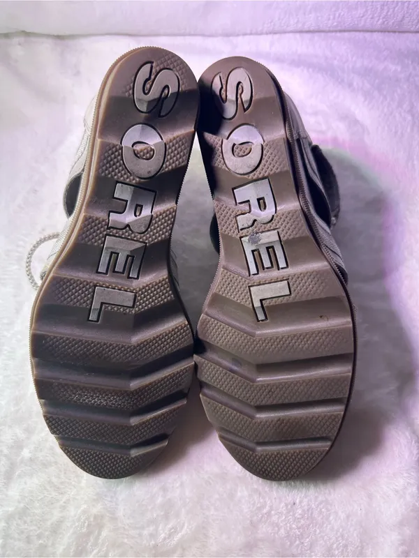 Sorel Beige Lace-Up Wedge Sandals - Image 10