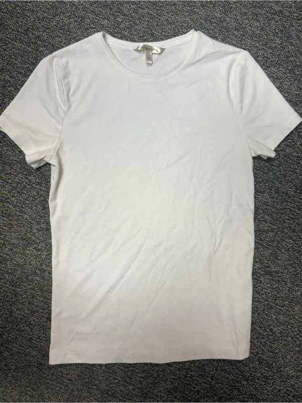 Banana Republic White Stretch Cotton Crewneck T-Shirt Women’s Small Fitted Basic - Image 3