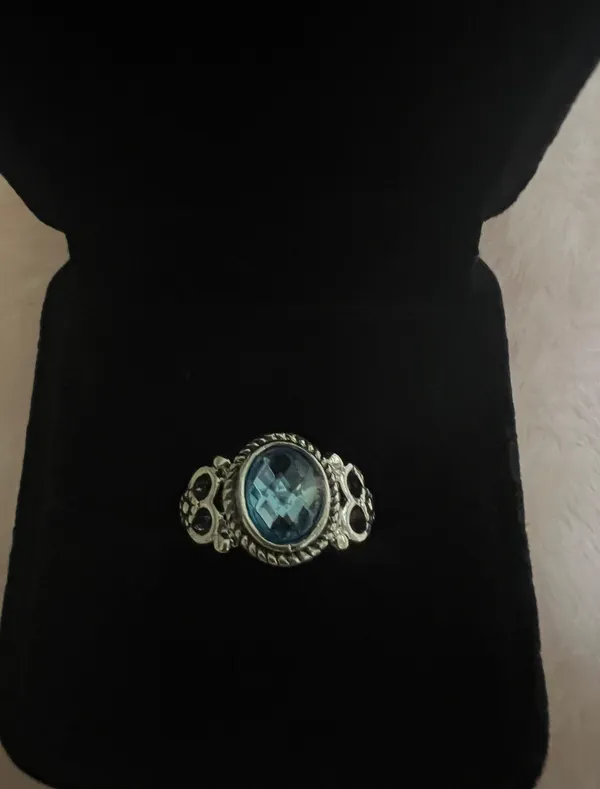 Women’s Stainless Steel Silver Ring Size 6 - Image 2