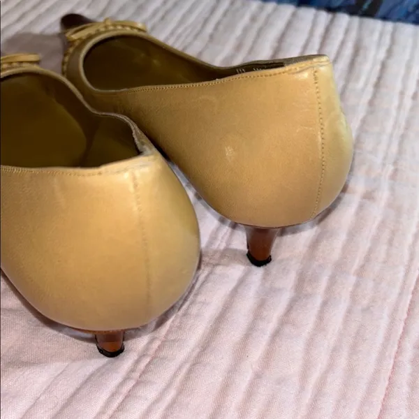 Vicari Size 8 Tan Leather Color Block Kitten Heels - Image 9