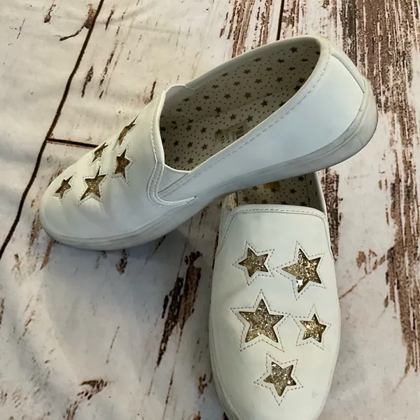 BRASH GOLD STAR‎ WHITE SLIP ONS - Image 9