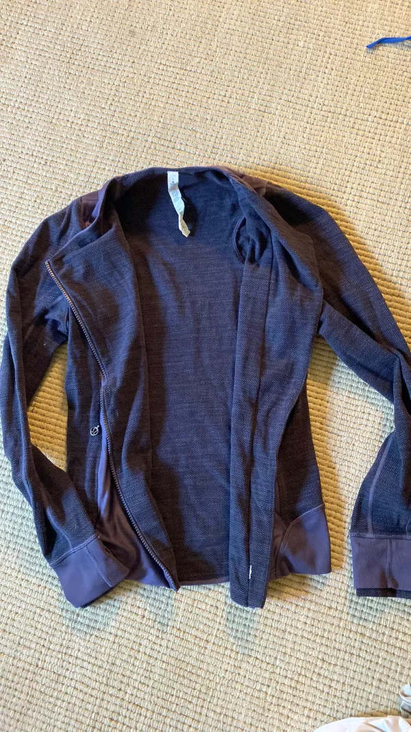 Lululemon Emerge Renewed Jacket - Image 3