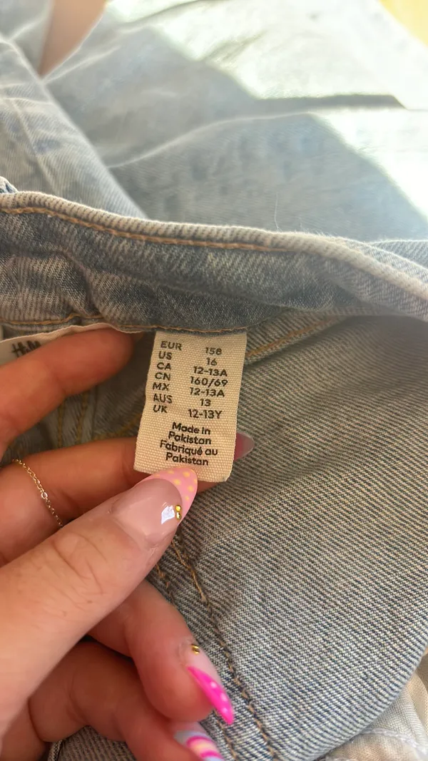 H&M Light Wash Jeans - Image 3