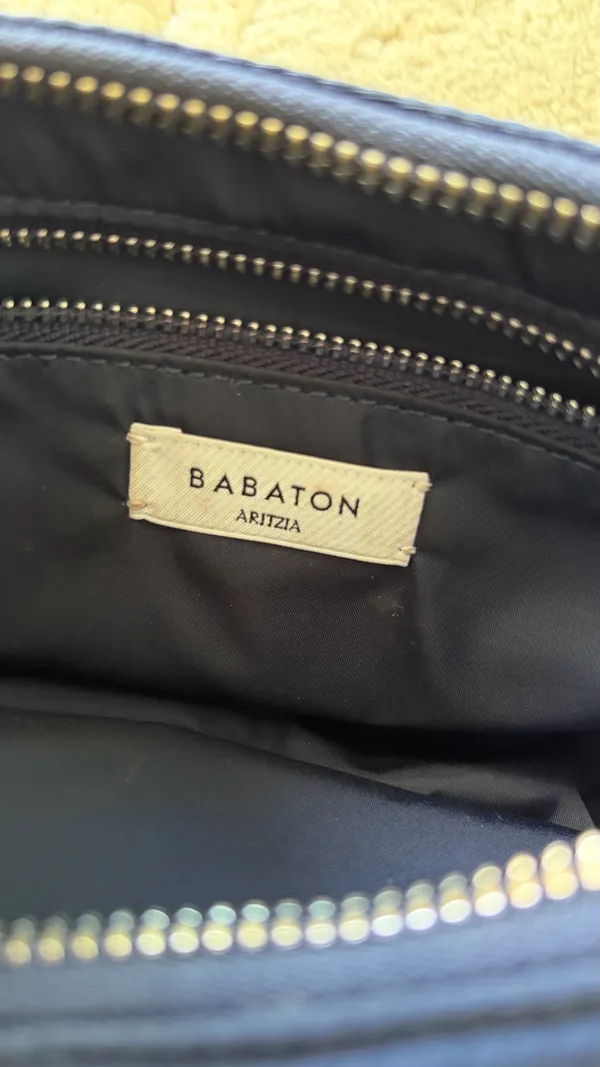 Aritzia Babaton Revenue Bag Dark Navy  - Image 3
