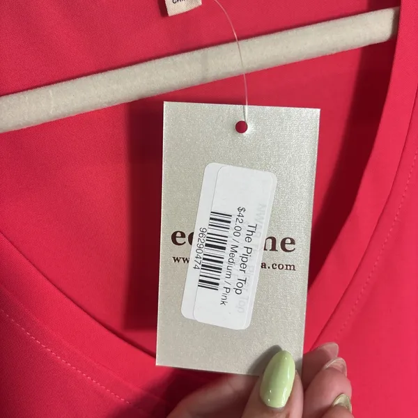 NWT Ee:Some Women Size Medium Hot Pink‎ Blouse Feather Sleeve Lightweight Shirt - Image 3