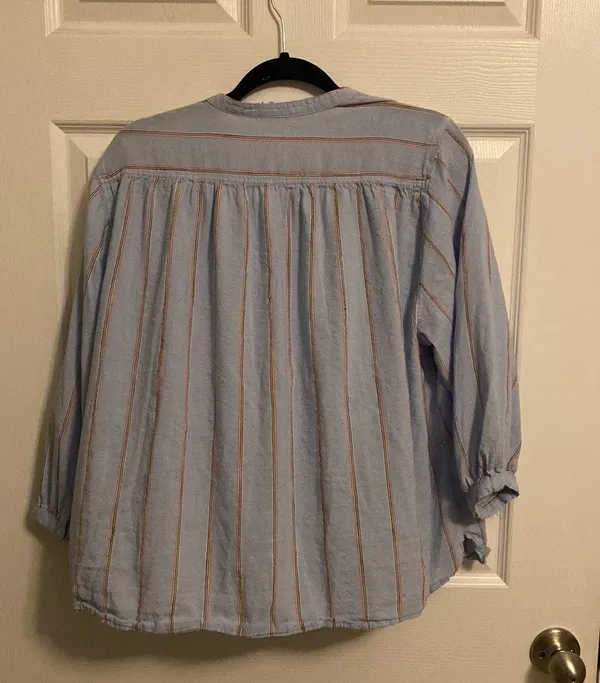 Old Navy Button Up - Image 2