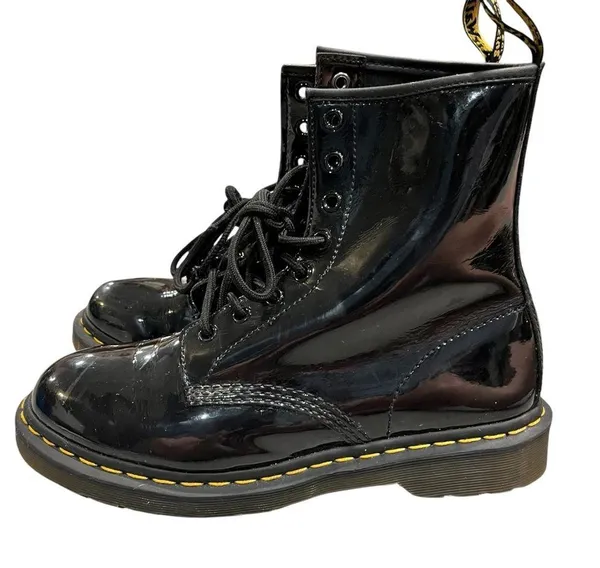 Dr. Martens Black Patent Leather Moto Combat Boots size 9 style 11821 - Image 3