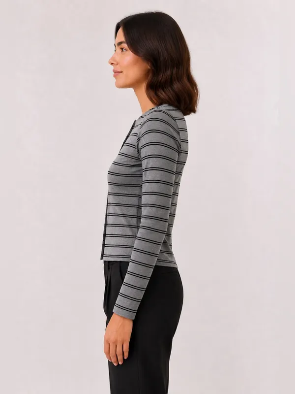 Le Lis Gray Black Striped Button Front Cardigan Top NWT Size Small - Image 2