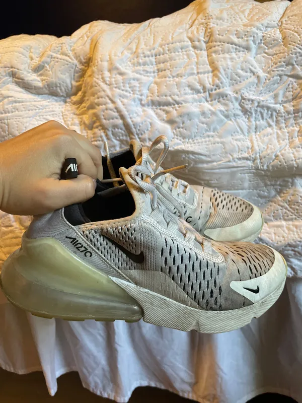 Nike Air Max 270 Women’s - Image 2