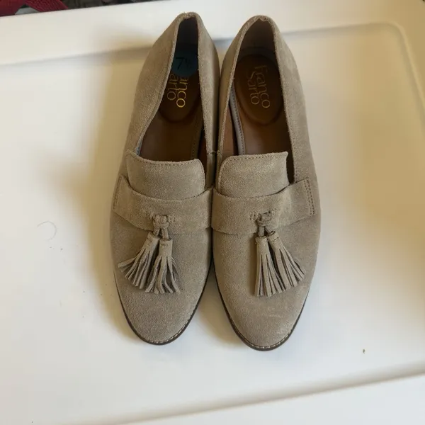 Franco Sarto Hadden Suede Taupe Loafers With Tassels Neutral Preppy Gray 7.5 - Image 4