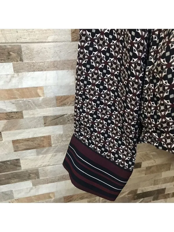 LOFT half button Hanley top tunic blouse shirt Geometric print burgundy Sz M - Image 7