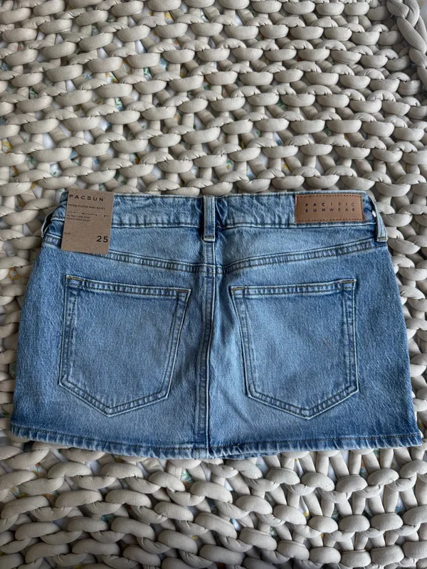 Pacsun Piper Micro Mini Skirt - Image 4
