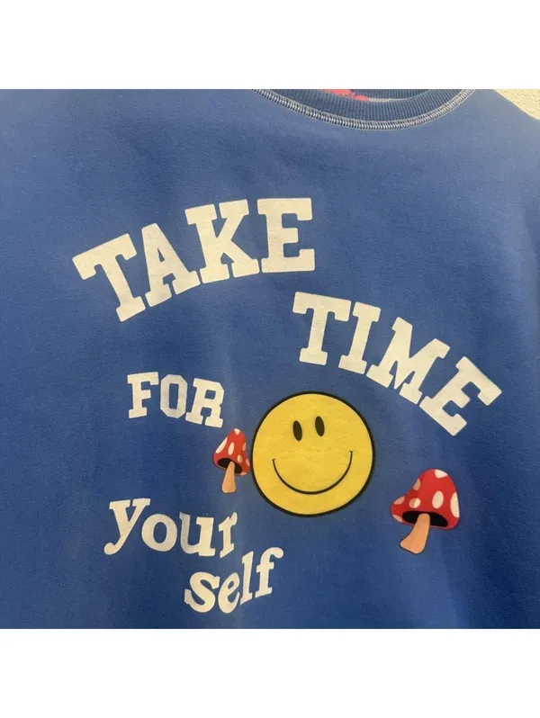 Edikted Take Time Graphic Sweatshirt Size Medium - Image 4