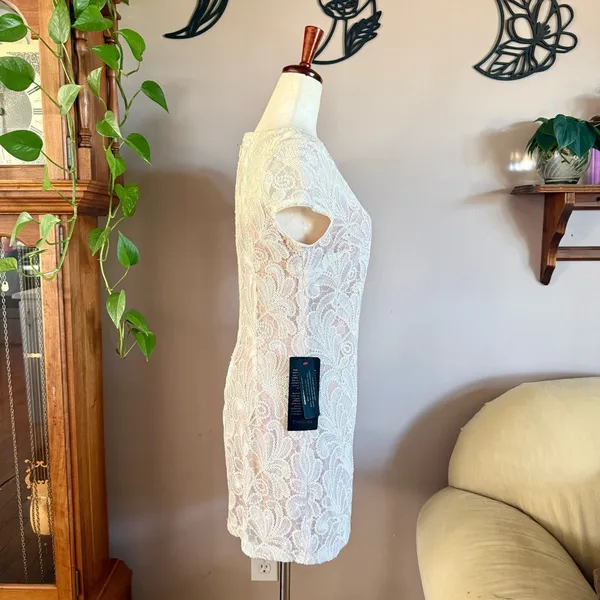 Bebe Sequin Lace Bodycon Dress – Size 6 – Ivory Floral Pattern – NWT $169 - Image 2