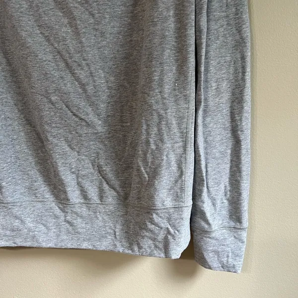 Nike grey long sleeve M‎ - Image 3