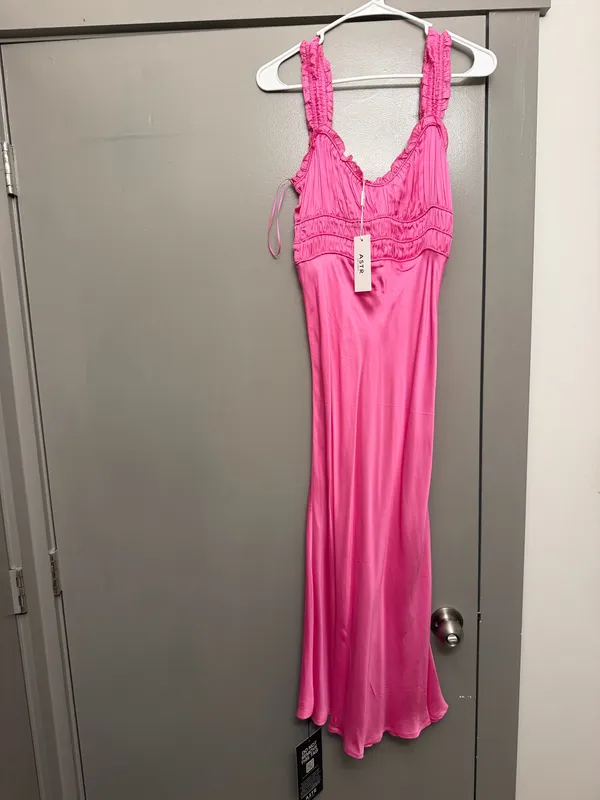 ASTR The Label Pink Midi Dress - Image 3