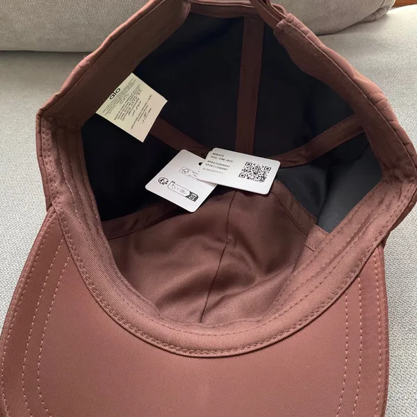 Alo Yoga Satin Off-Duty Cap Brownstone - Image 3