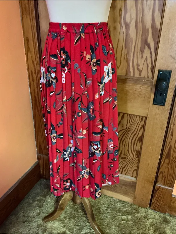 Vintage 90s Alfred Dunner Red Floral Midi Skirt Size 10 Elastic Waist - Image 4