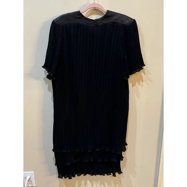 Vintage Black Pleated Layered Tiered Midi Dress With Satin Trim Size‎ 18 - Image 2