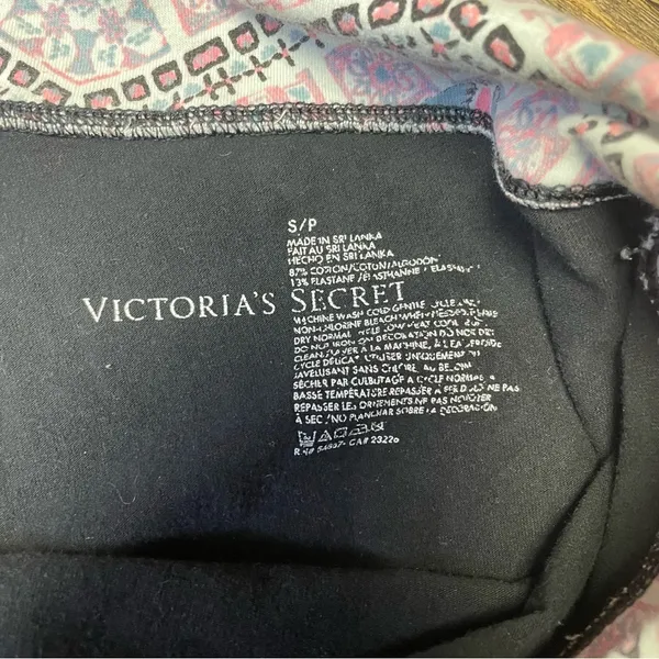 Victoria's Secret Yoga Capri Leggings Size Small Fold Over Black Pink Teal Y2K - Image 4
