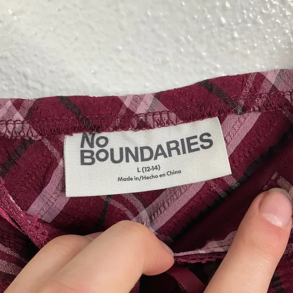 No Boundaries Y2K Inspired Plaid‎ Tank Top Size Large - Image 3