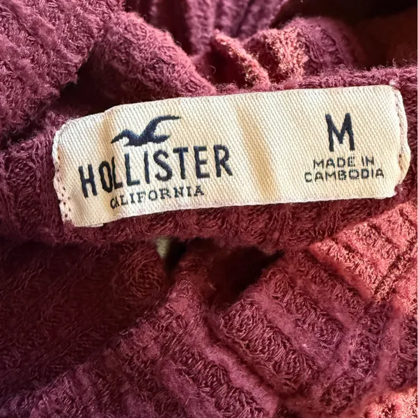 Hollister Burgundy Waffle Oversized Cropped Hoodie Sweater Medium - Image 6