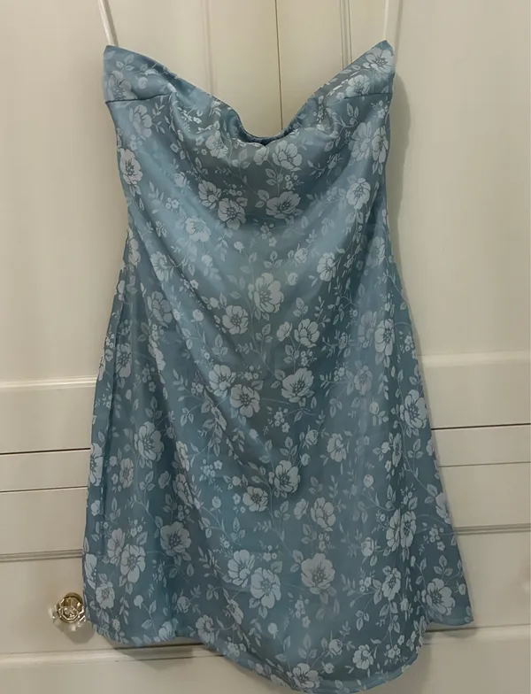Princess Polly Mini Dress Floral White Blue - Image 2