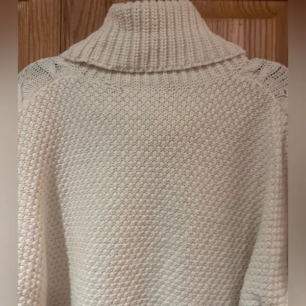 Madewell Cable Turtleneck Drop Shoulders Sweater in Antique Cream‎ Size Medium - Image 11